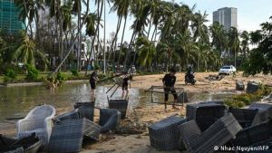Vietnam, Philippines reel from deadly Typhoon Kalmaegi