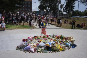 Australia mourns after Bondi Beach terror attack