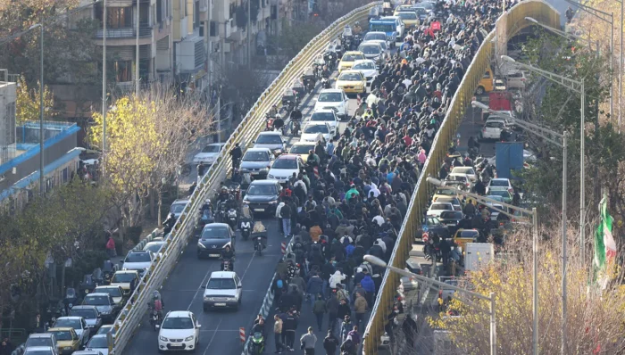Iran’s central bank chief resigns amid protests and currency turmoil