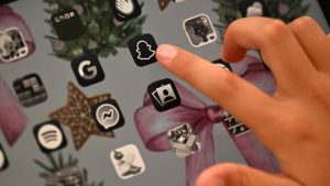 France plans social media ban for children under 15: reports