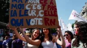 Divided left battles rising far right as France heads to the polls