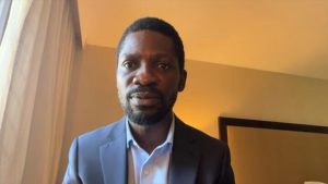 In an interview with FRANCE 24, Ugandan opposition leader Bobi Wine said he intends to return to his country, days after resurfacing in Washington following nearly two months in hiding in Uganda. “I am still under threat,” Wine warned, calling for international sanctions against Ugandan President Yoweri Museveni and his son.