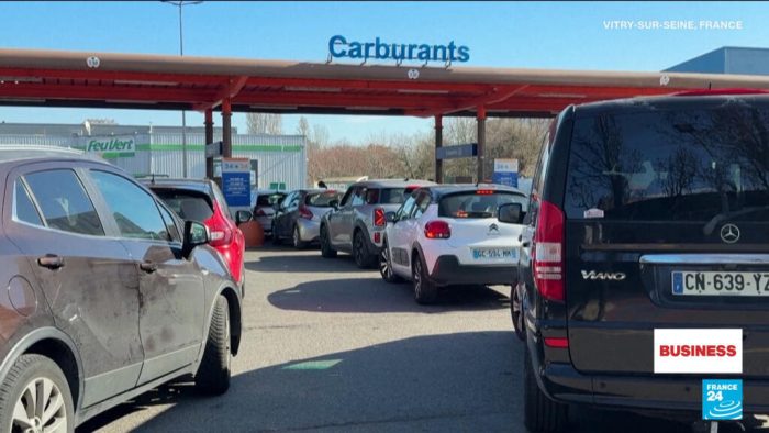 Oil prices steady as Iran war continues