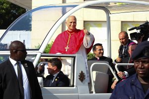Pope slams corruption in Angola
