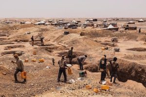 Mauritania sees gold rush in Sahara desert