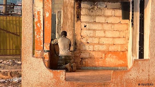 Mali in crisis: Jihadist fighters and Tuareg separatists threaten Bamako