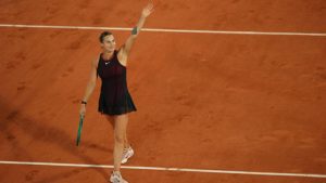 French Open: Aryna Sabalenka prevails in night session game against Naomi Osaka