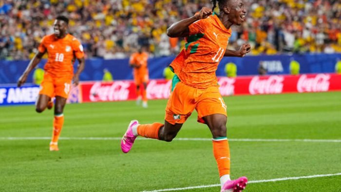 World Cup: Amad Diallo gives Ivory Coast victory over Ecuador