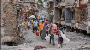 Nepal flood survivors reach safety, nearly 3000 remain missing