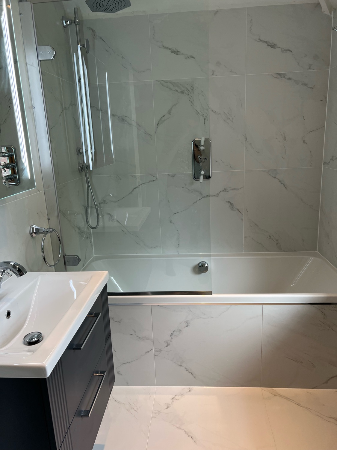 GUS BUILDING GROUP LTD work photo 3