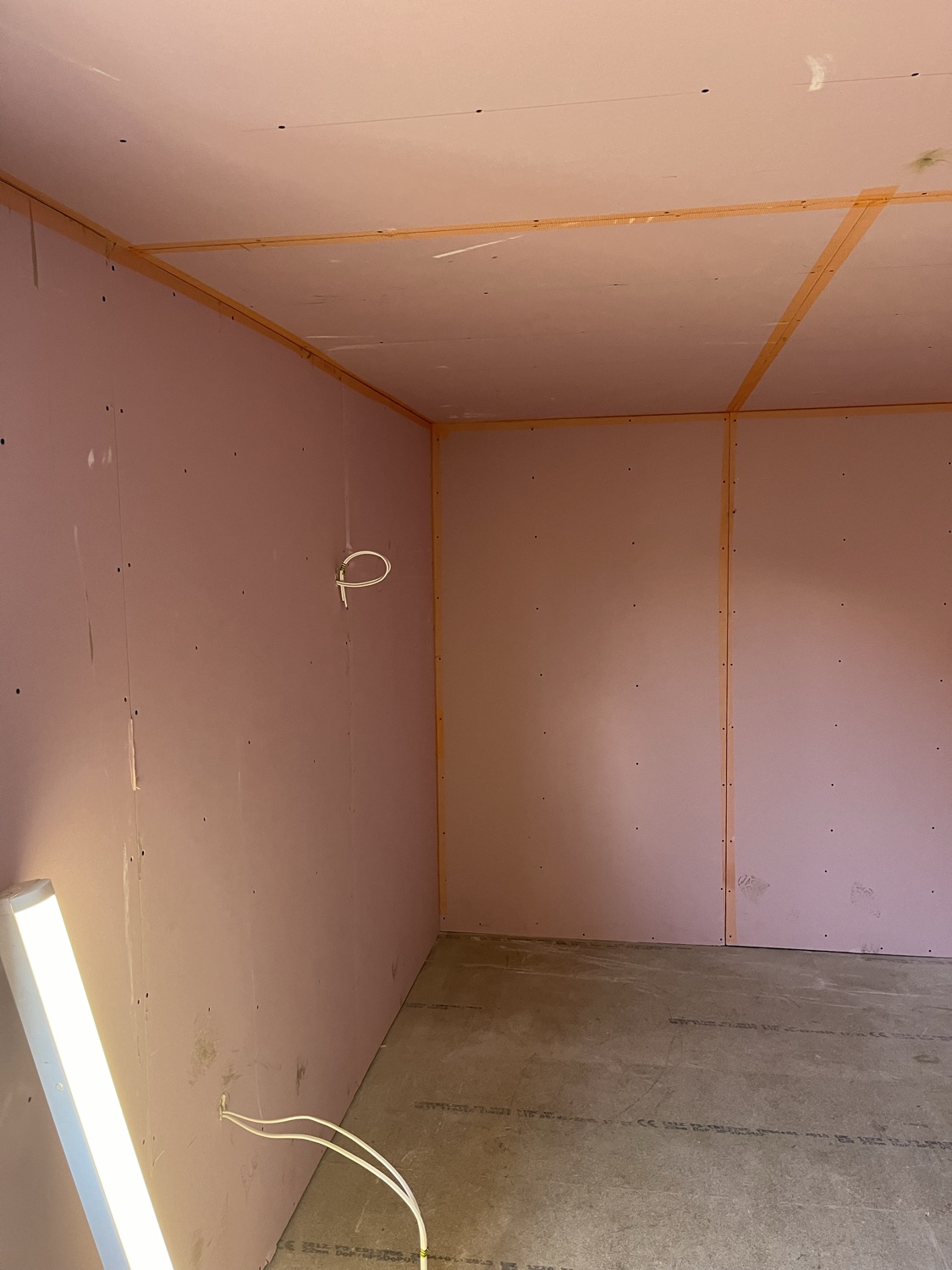 DRH Plastering work photo 4