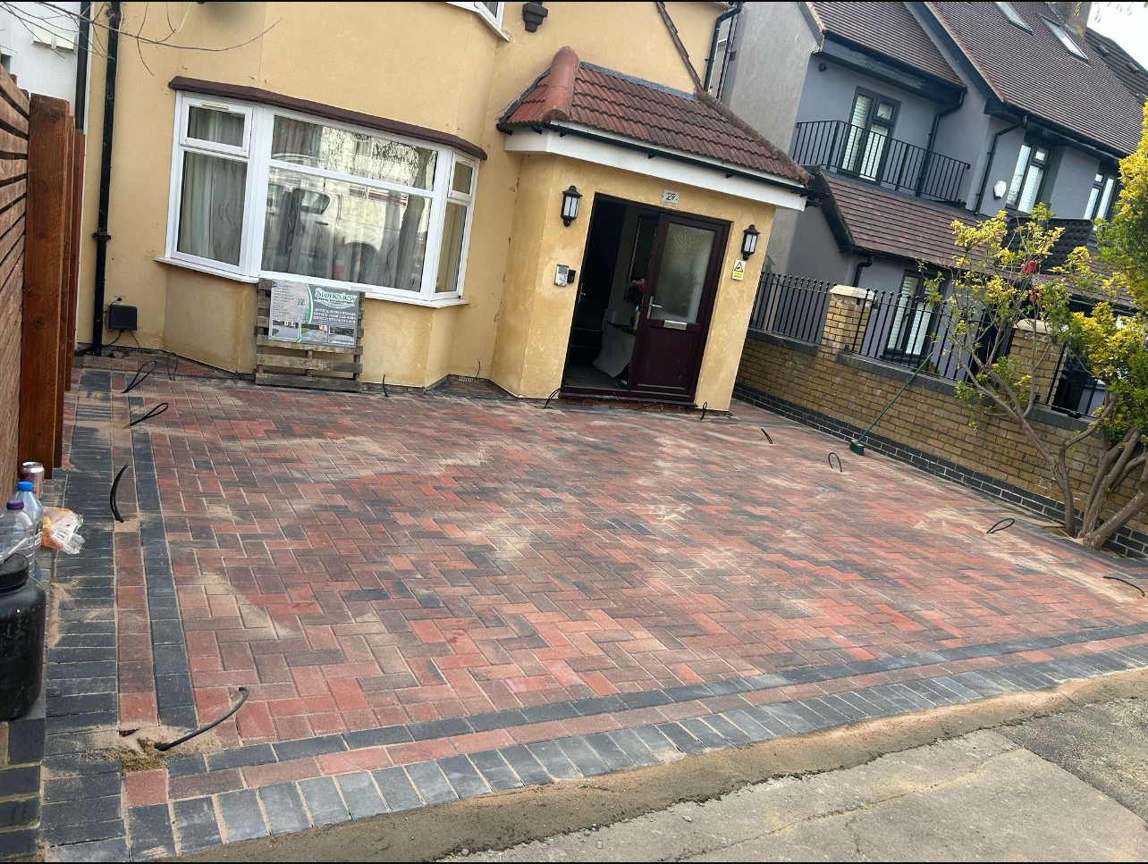 Stoneview Paving & Landscapes work photo 1