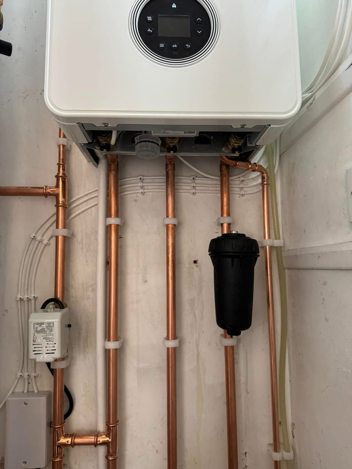 Assist Plumbers work photo 4