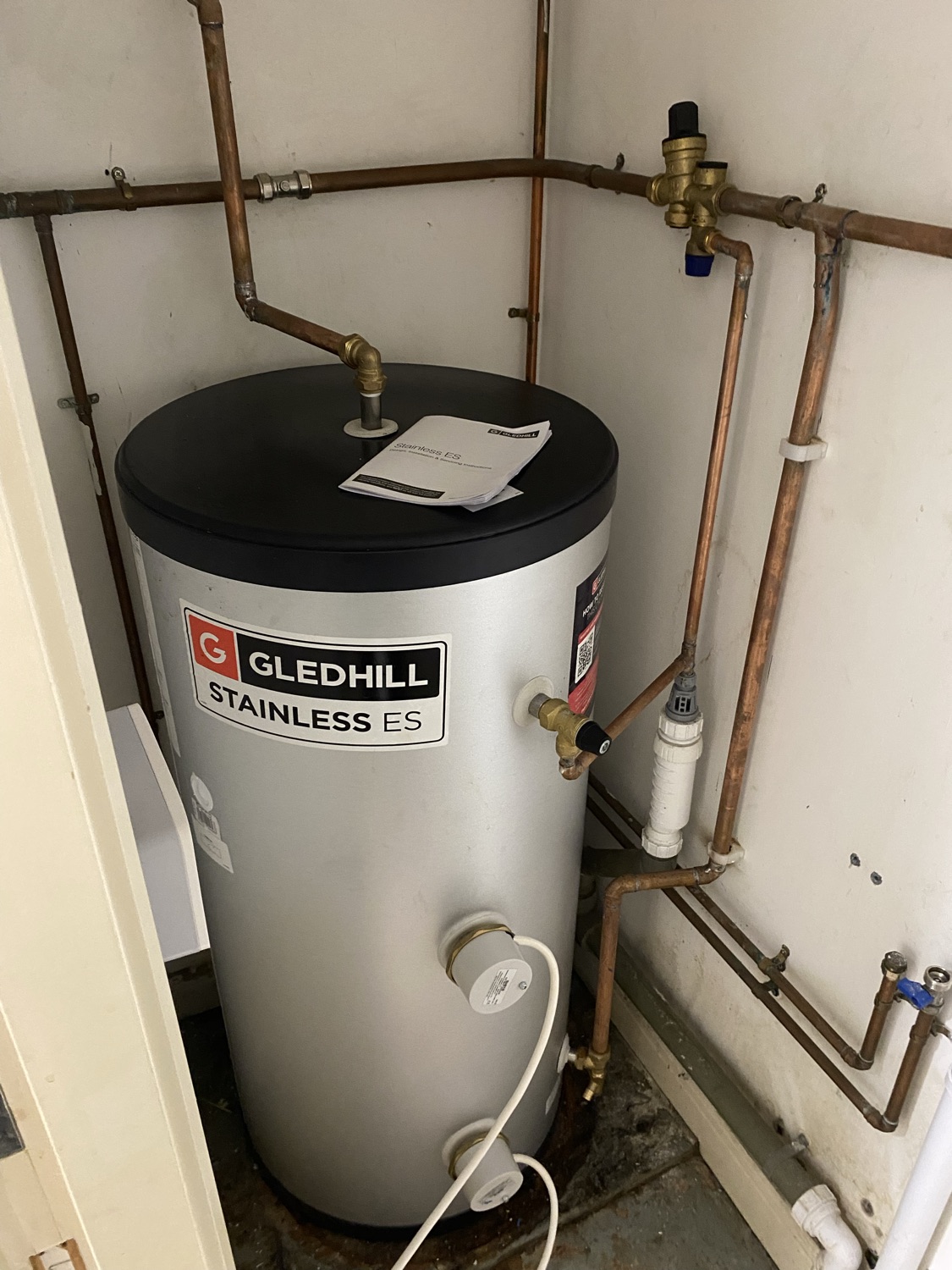 Expert Plumbing & Heating work photo 1