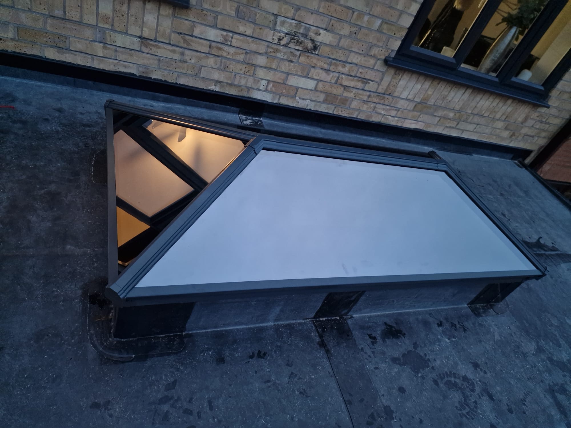 Approved Rubber Roofing Contractors Ltd work photo 3