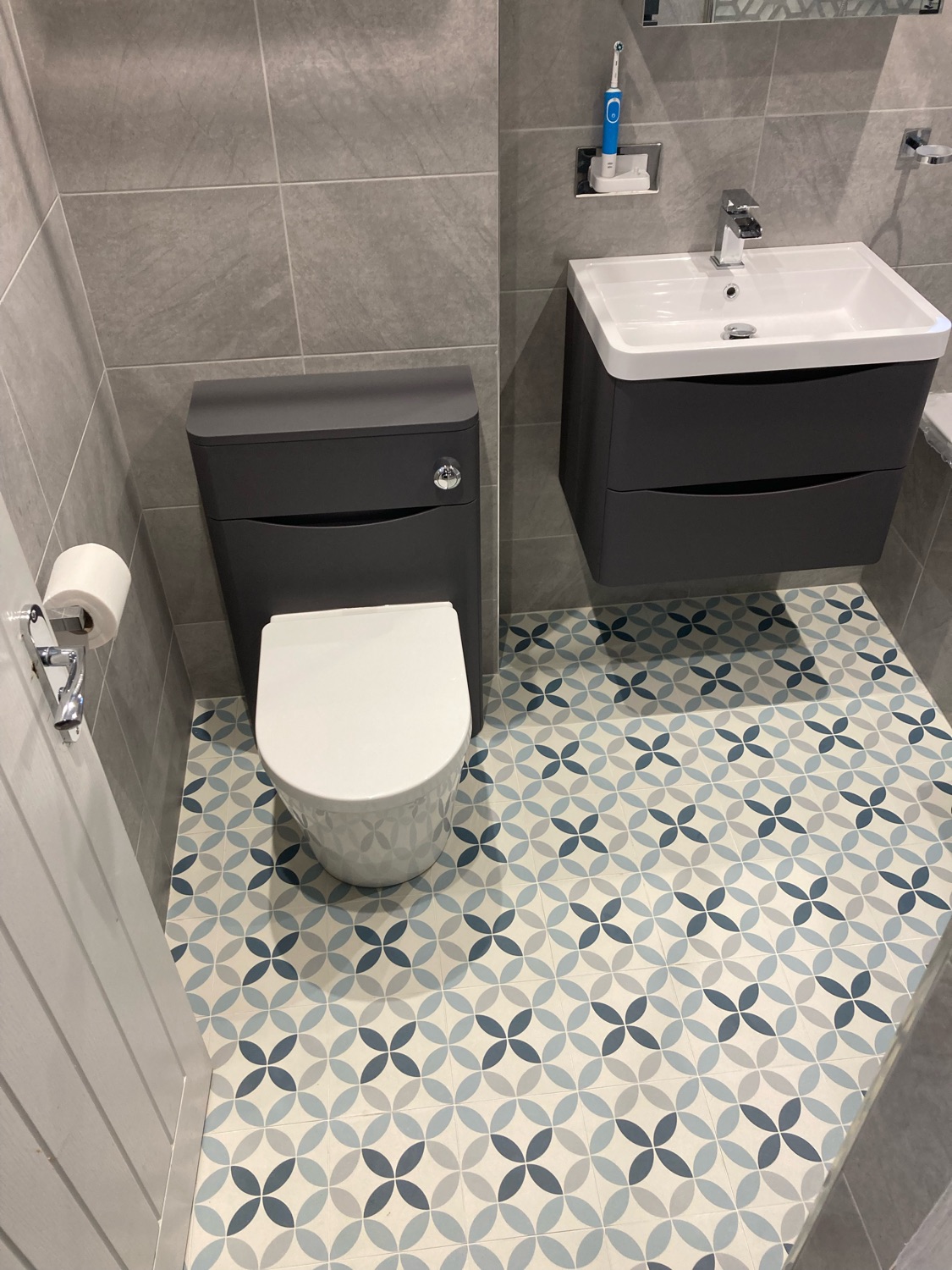 R&A BUILDERS UK LIMITED work photo 4