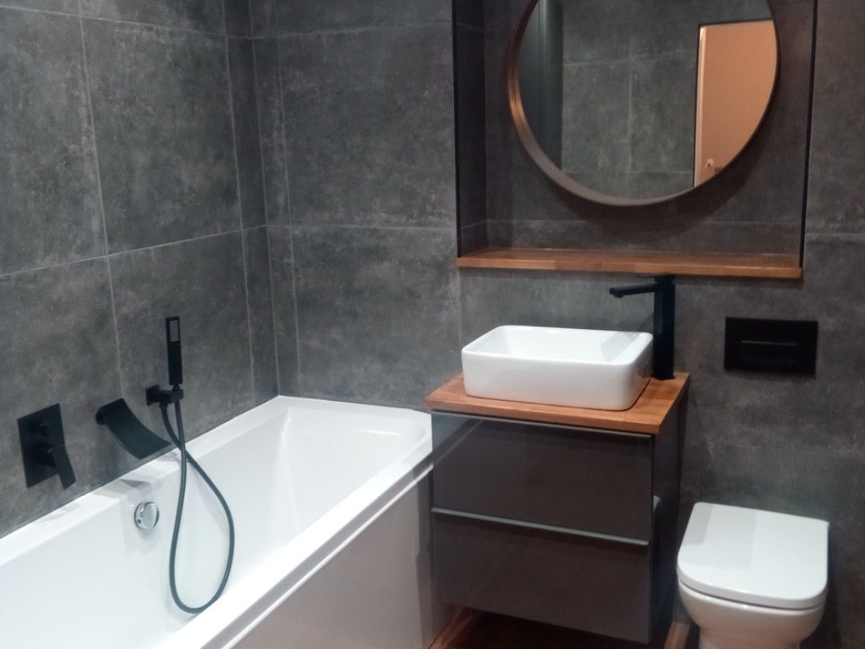 K&M BUILDING SYSTEM LTD work photo 1