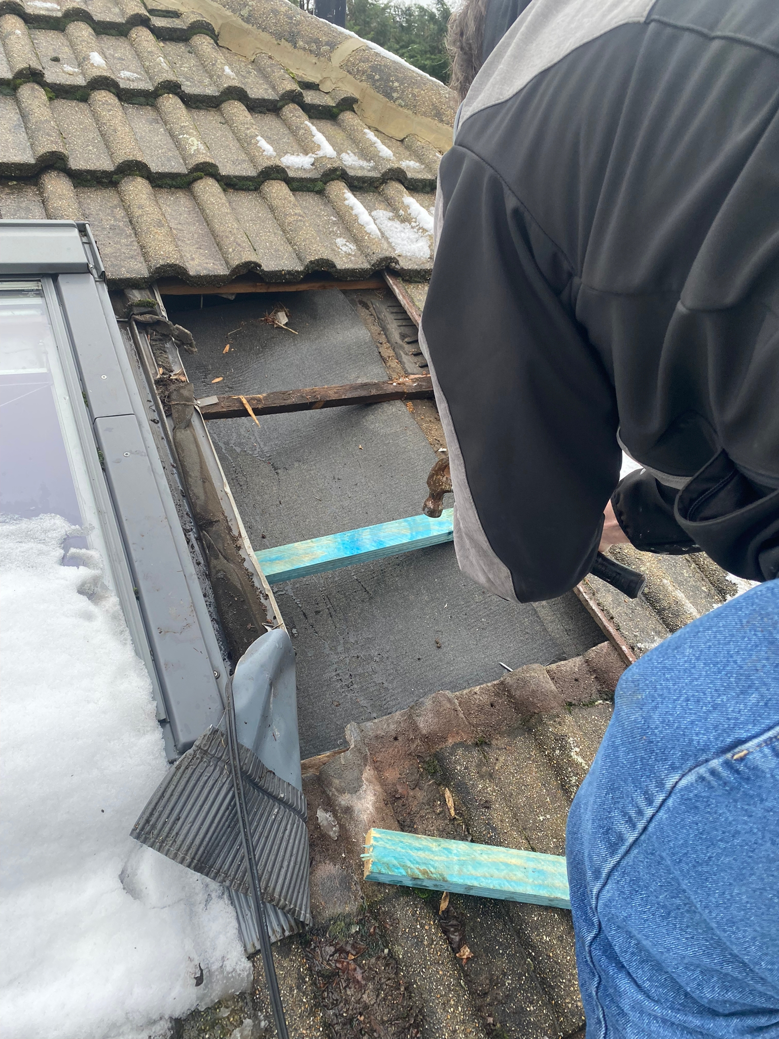 w.f. roofing and guttering services work photo 1