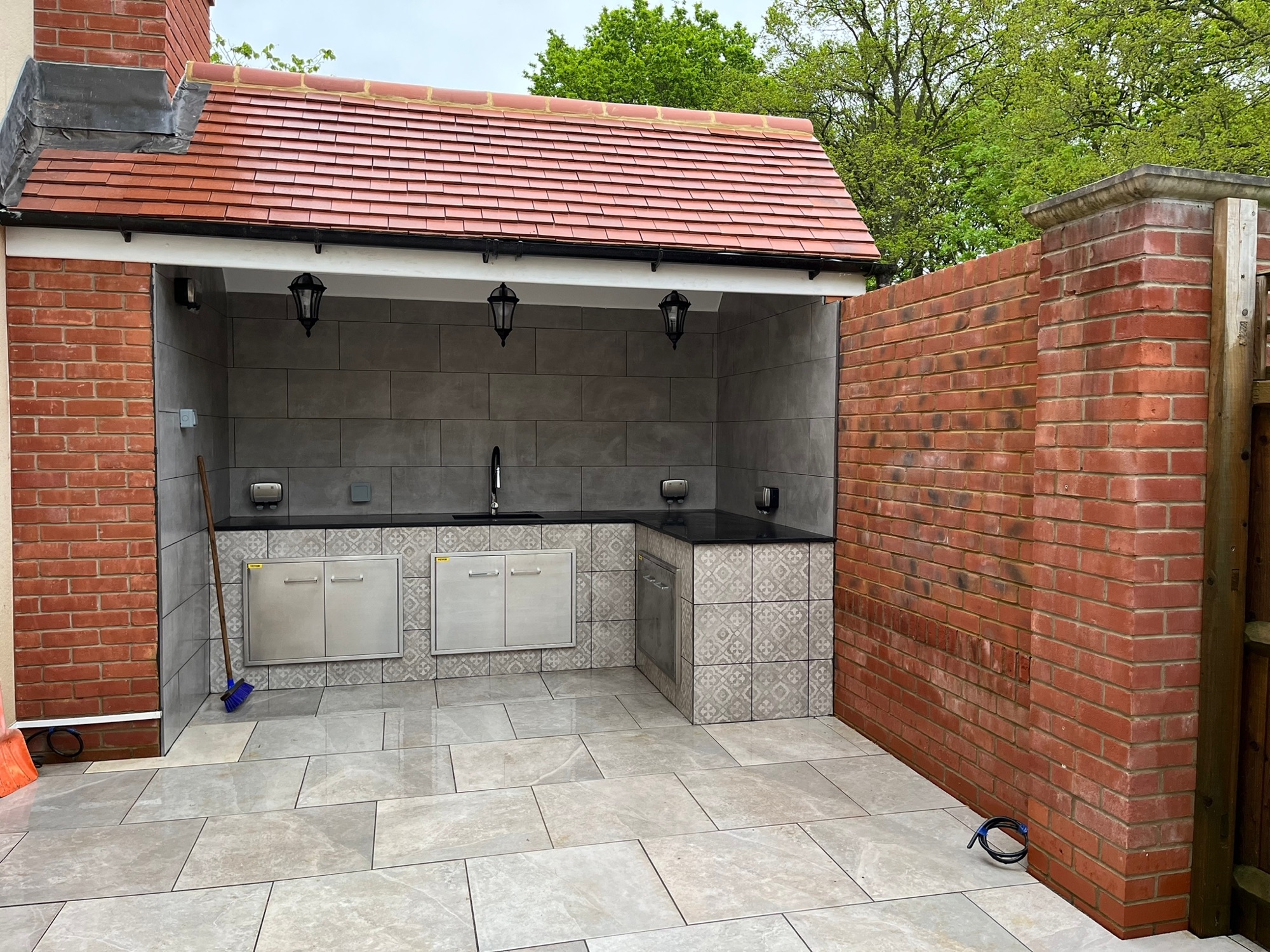 RMT DESIGN AND BUILD LTD work photo 1