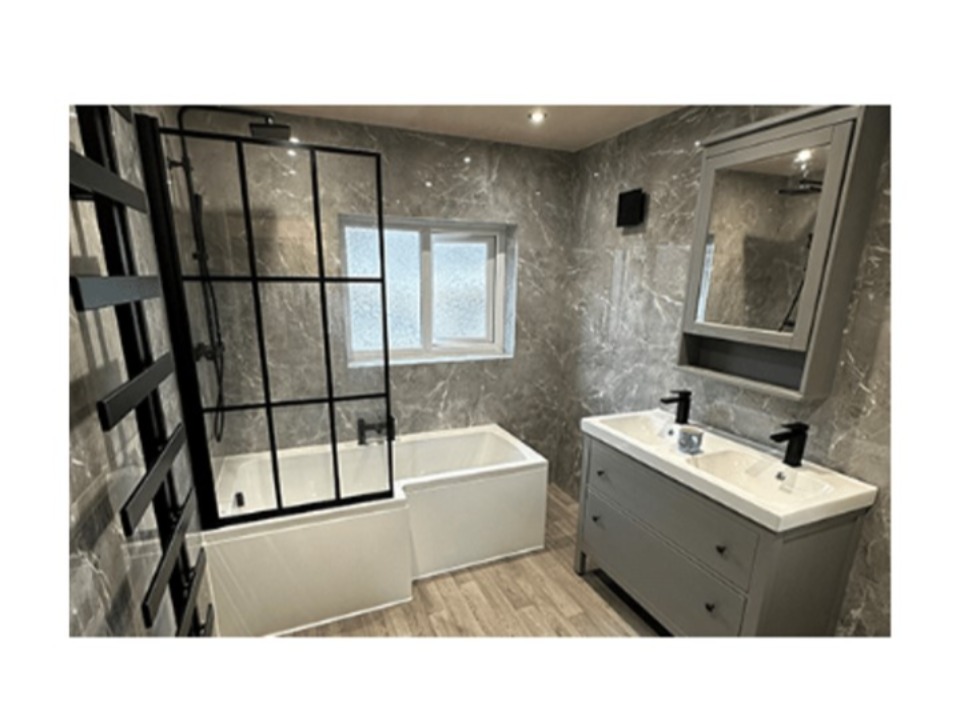 Luxury Bathroom Specialists work photo 1