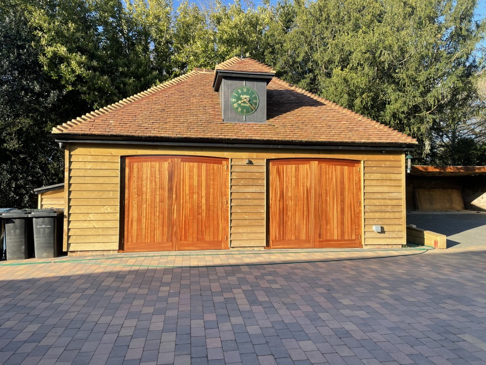 TROIKA DESIGN & BUILD LTD work photo 4