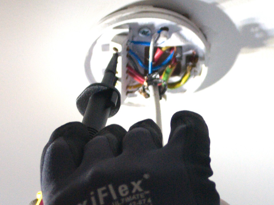 VOLT SAFE ELECTRICIANS work photo 4