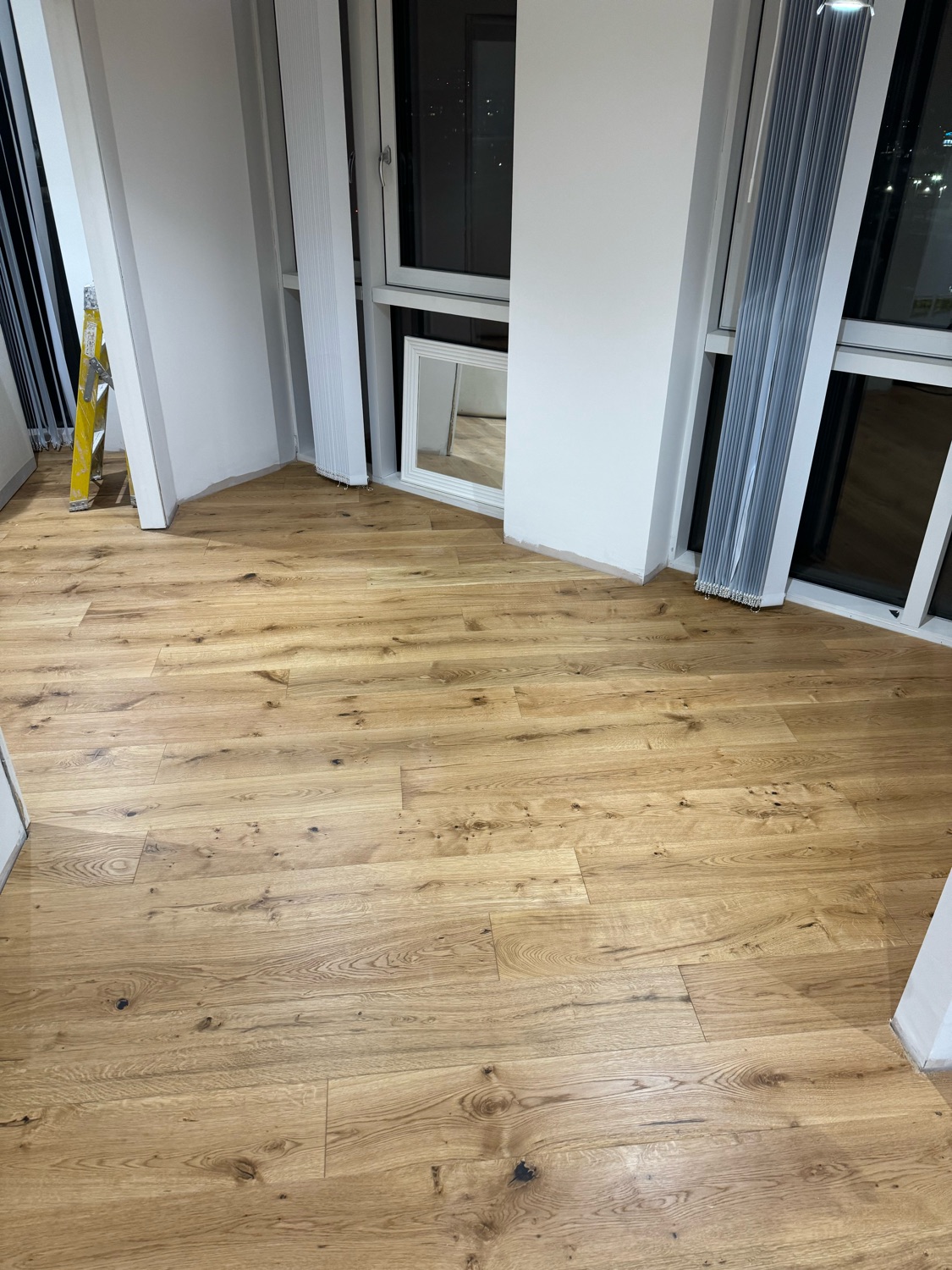 LUXE CARPET AND FLOORING LTD work photo 1