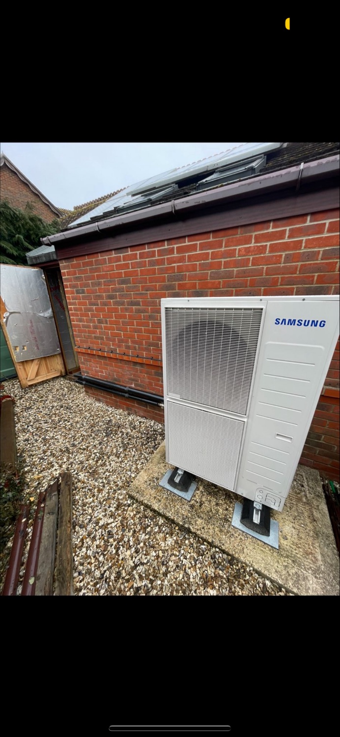 LJ Renewable Heating work photo 1