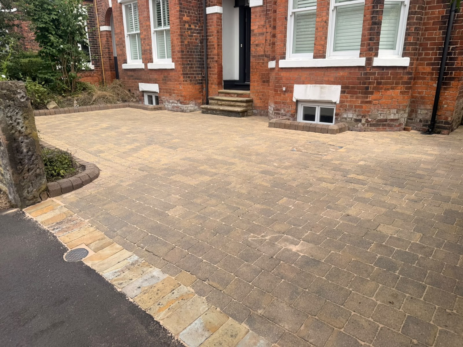 Pristine CLEANING & Gardening work photo 4