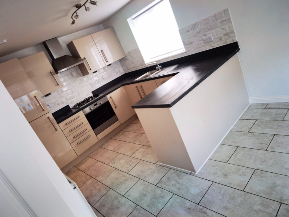 Bear Tiling And Bathroom Installation work photo 2