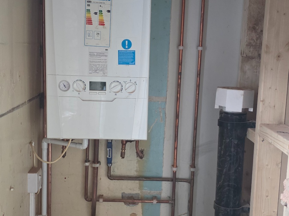 Aqualogic Heating & Plumbing work photo 4