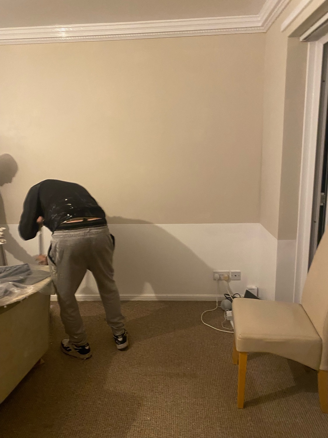 Hangloss work photo 1