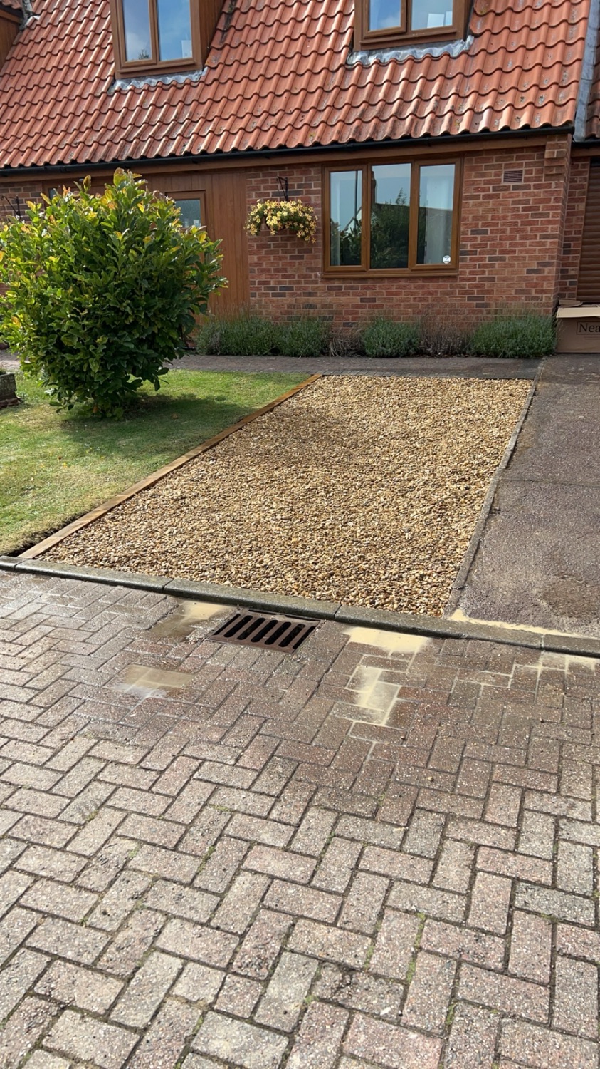 S & R Landscapes work photo 4