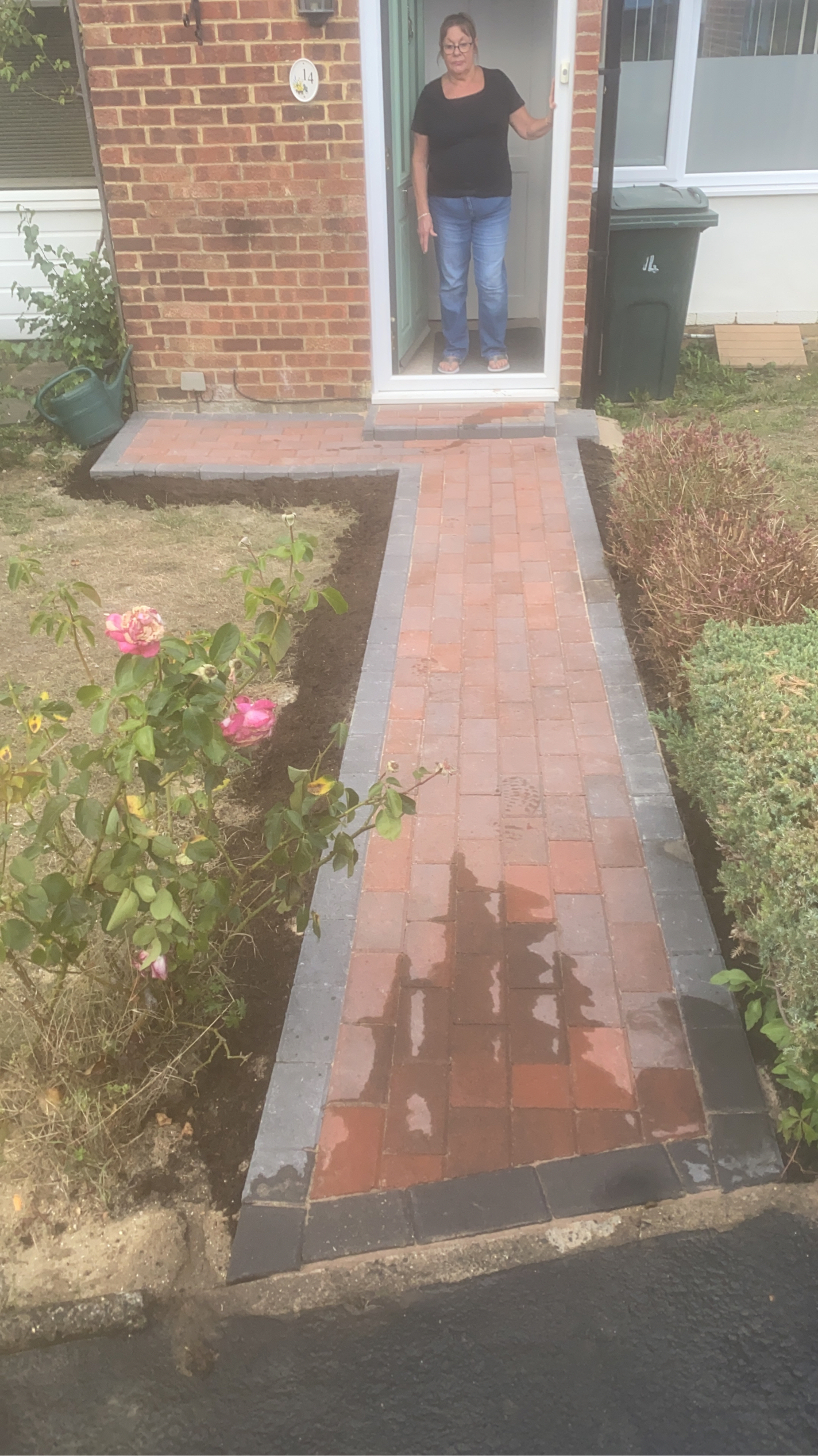 Renew Drives & Patios LTD work photo 1