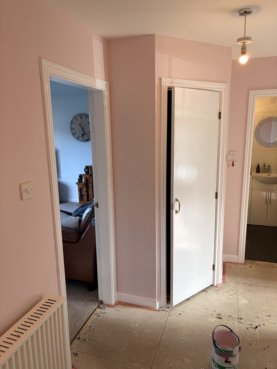 Damion Jack Painting & Decorating work photo 3