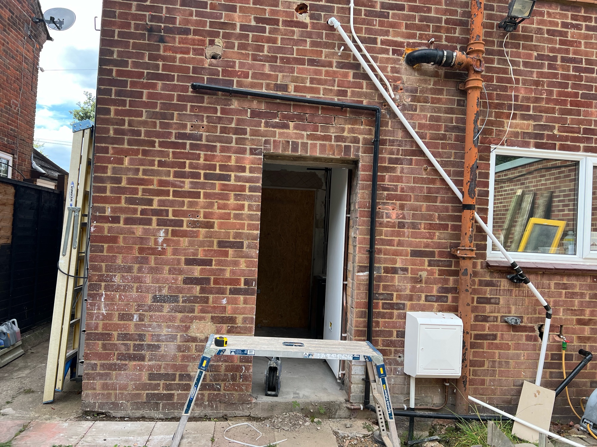 FUTURE ZONE CONSTRCUTION LTD work photo 4