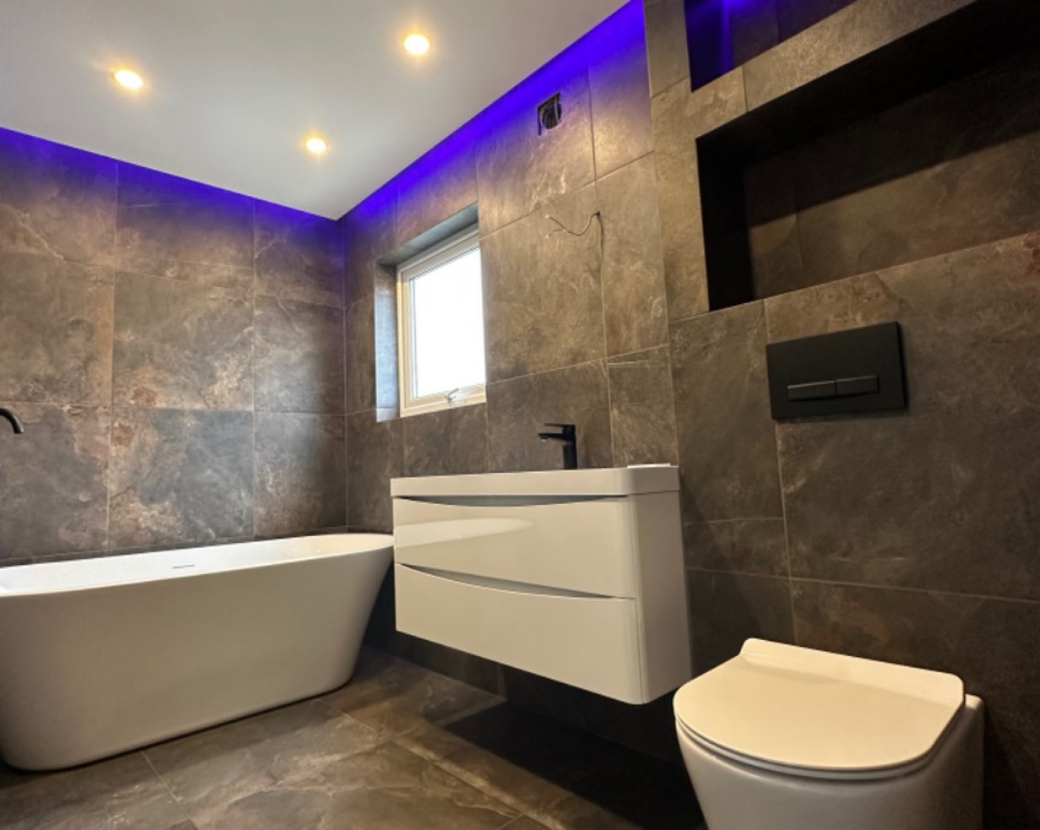 TONY Bathrooms work photo 1