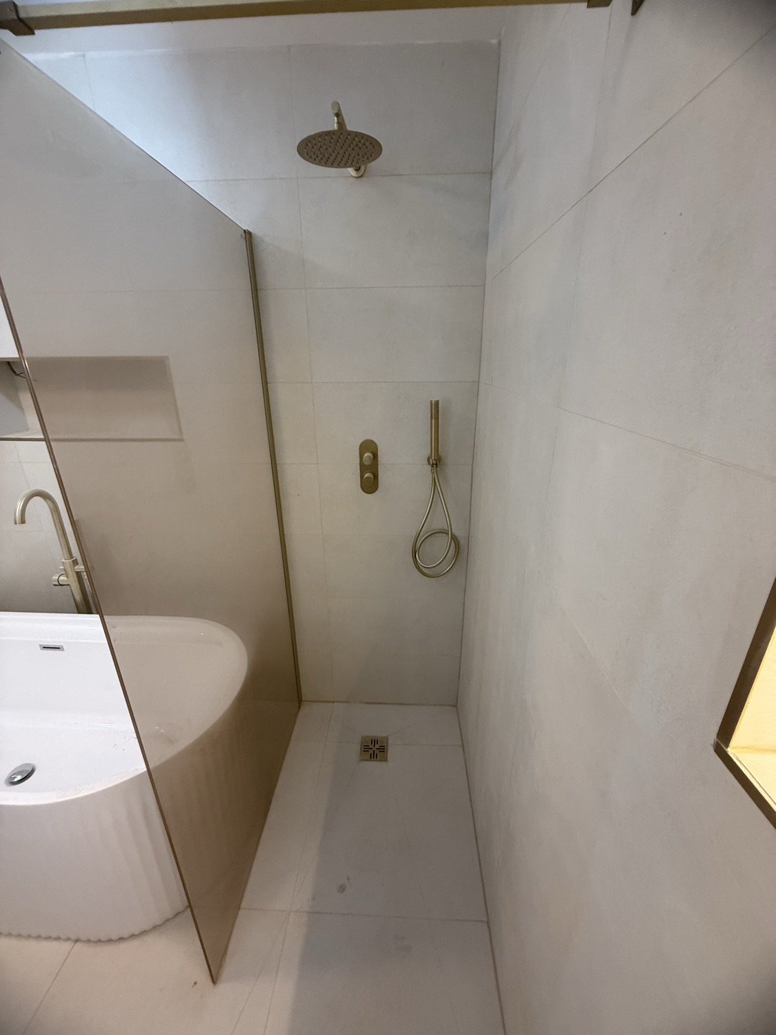 BULHAC BUILDINGS LTD work photo 4