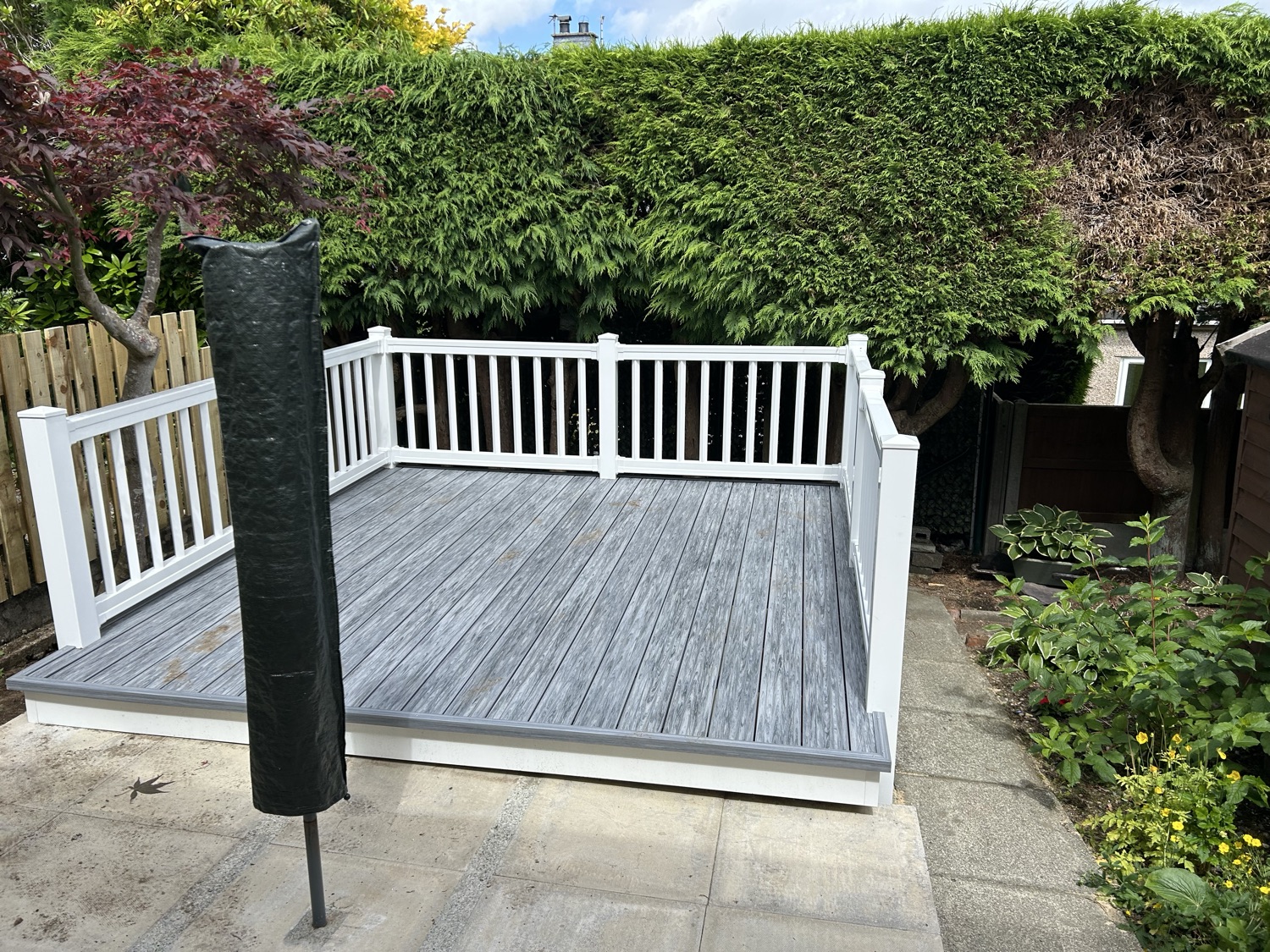 K P decking and landscaping work photo 1