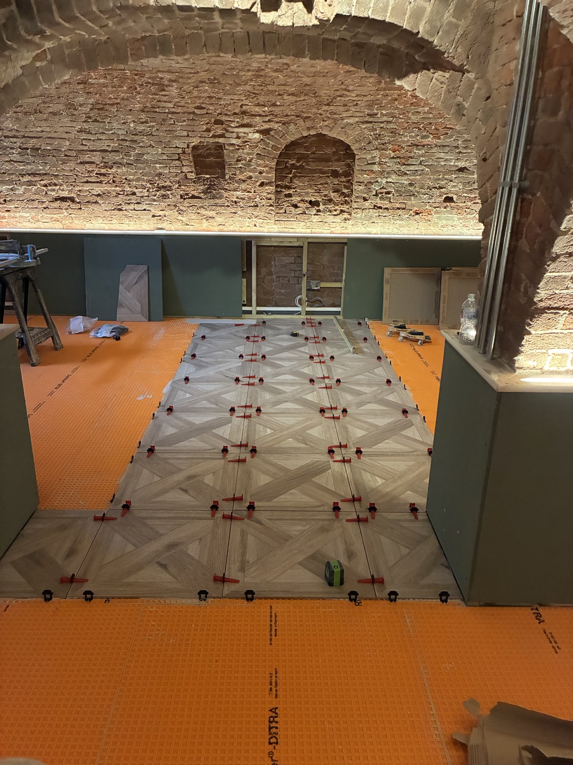 Golds Tiling LTD work photo 4