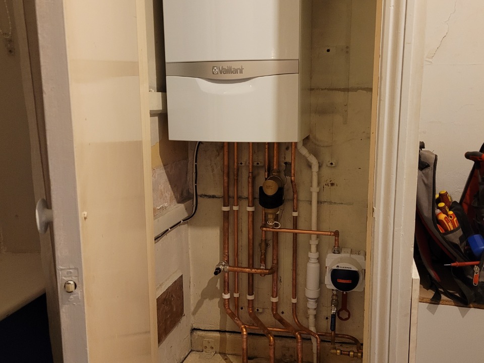 RJ Norman Plumbing & Heating work photo 1