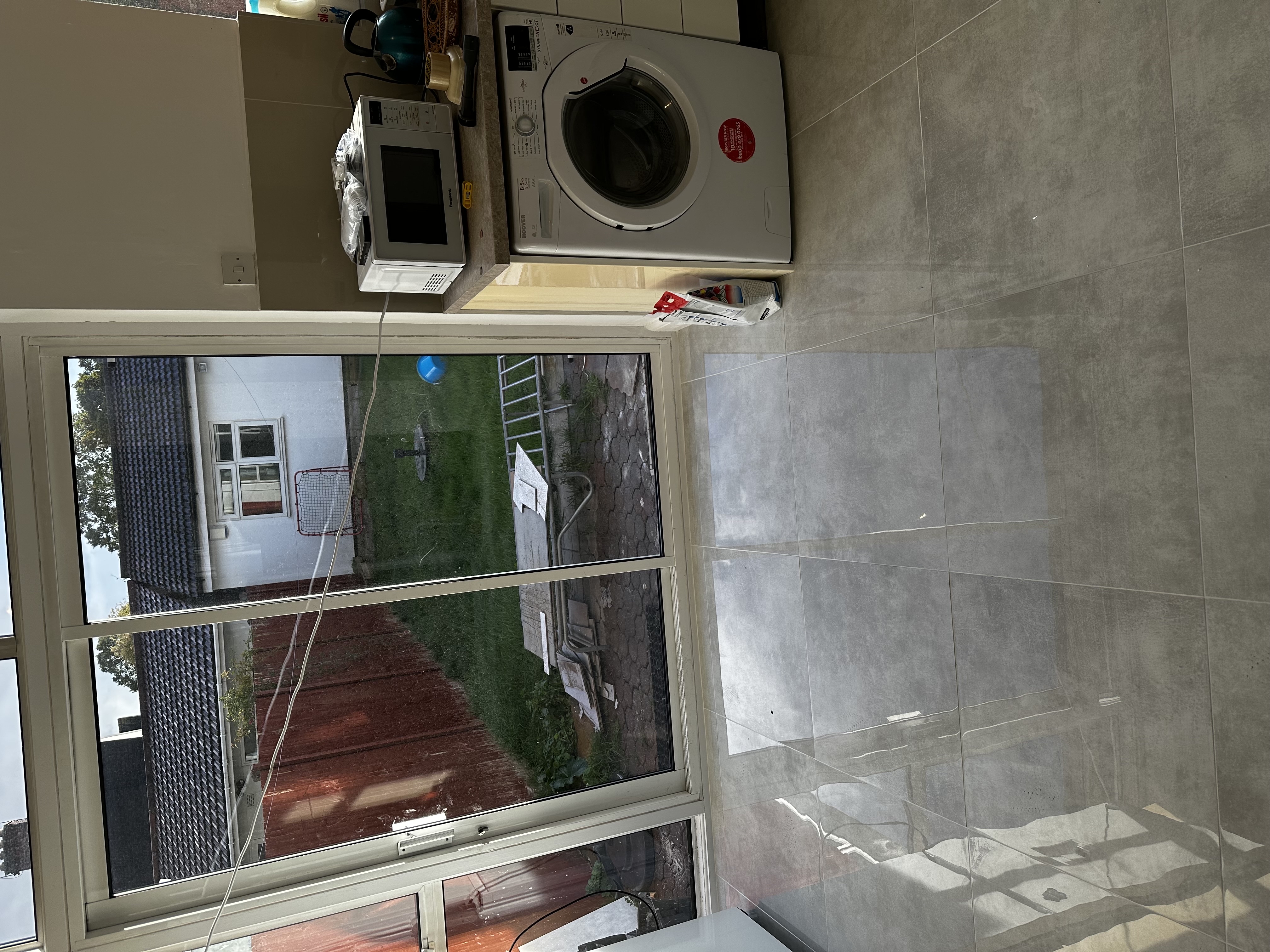 CHIS REFURBISHMENT CARPENTRY  JOINERY TILING PLUMBING ELECTRICALS work photo 3