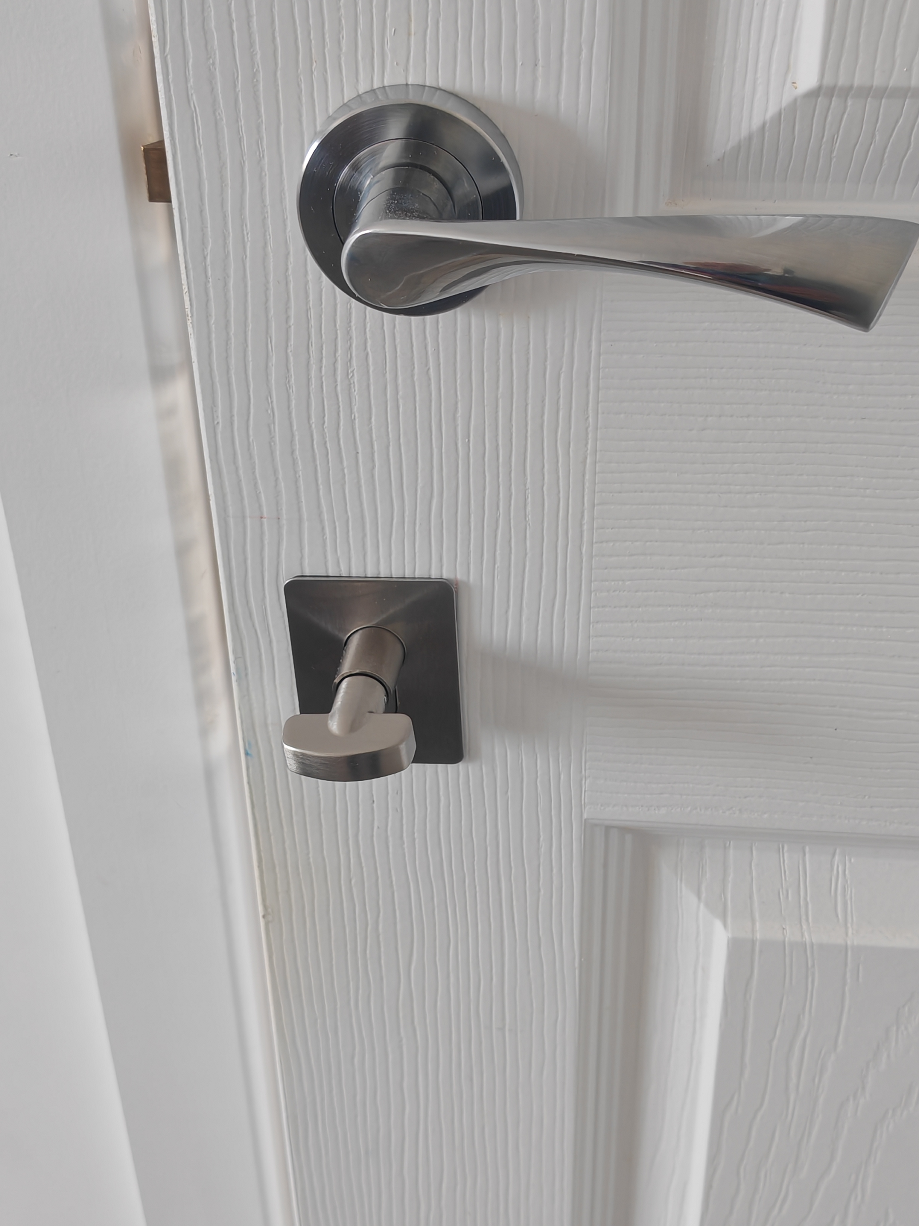 Urban Locksmiths & CCTV Services work photo 4