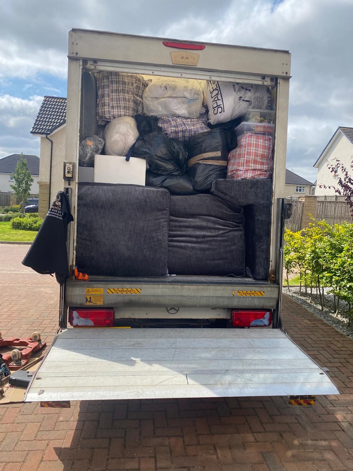 Azjer Removals work photo 4