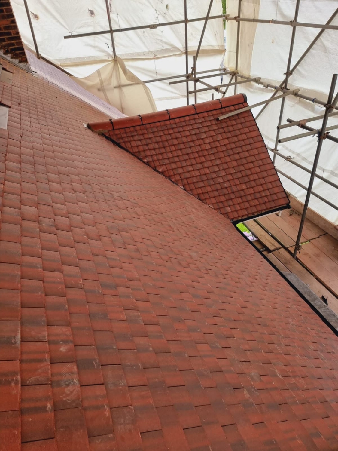 LD & Sons Roofing LTD work photo 3