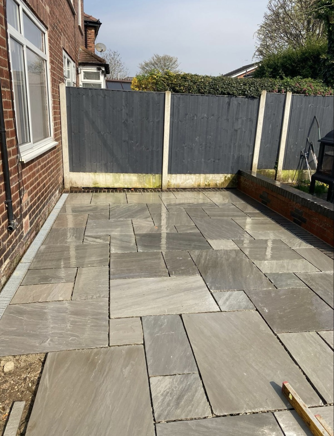 KEARNEYS DRIVEWAYS & ROOFING LTD work photo 4