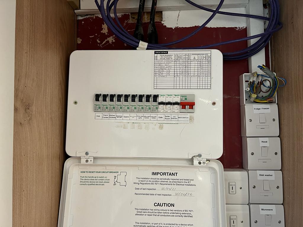 Electrum Electrical work photo 1