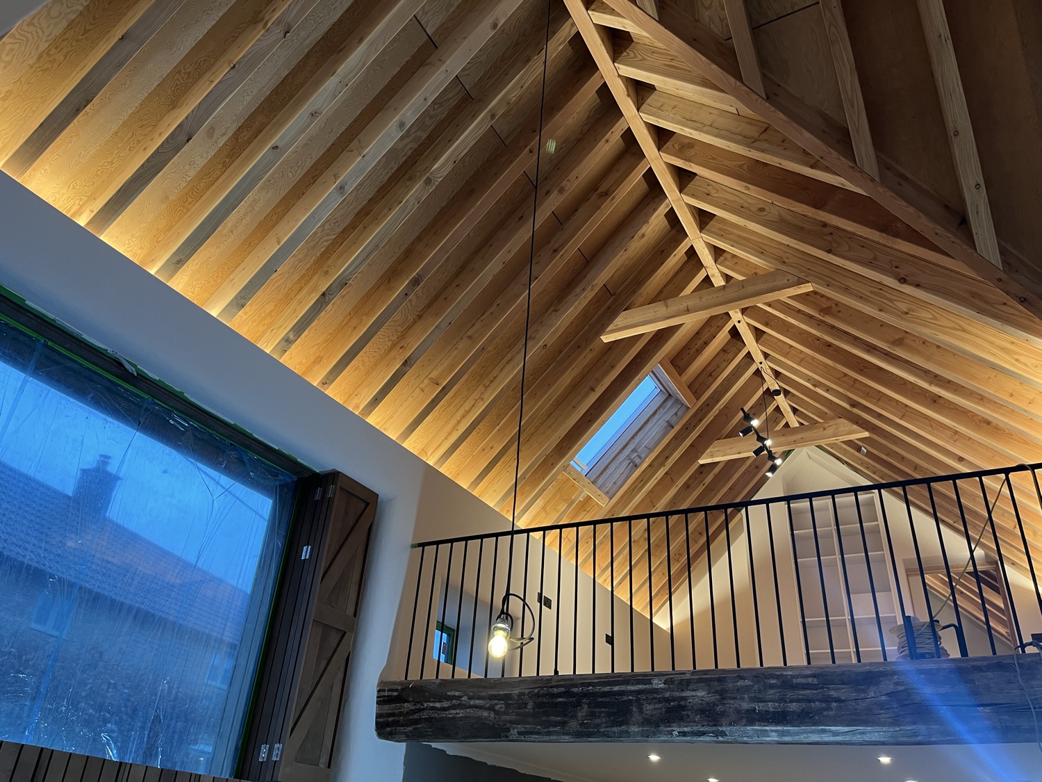 SV Electrical Bath LTD work photo 3