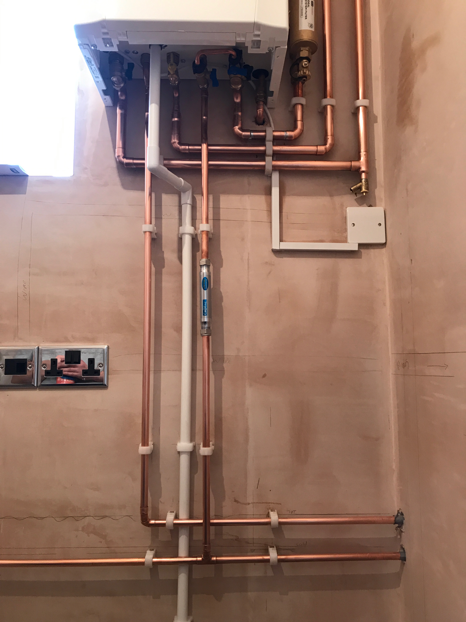 DPB PLUMBING & HEATING ENGINEERS LTD work photo 4