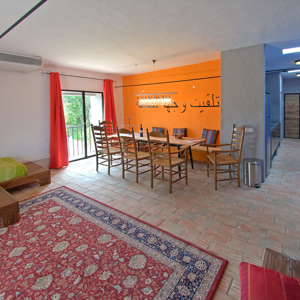 Appartement Xelb, met Arabische accenten.